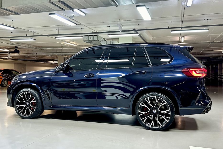 Продам BMW X5 M Competition 2022 года в Киеве