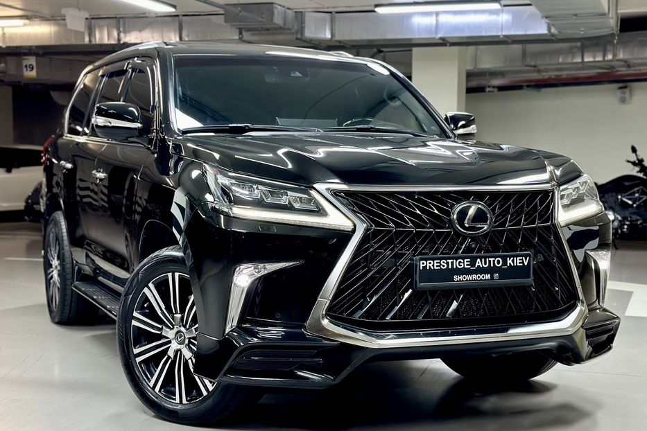 Продам Lexus LX 570 F-Sport 2018 года в Киеве