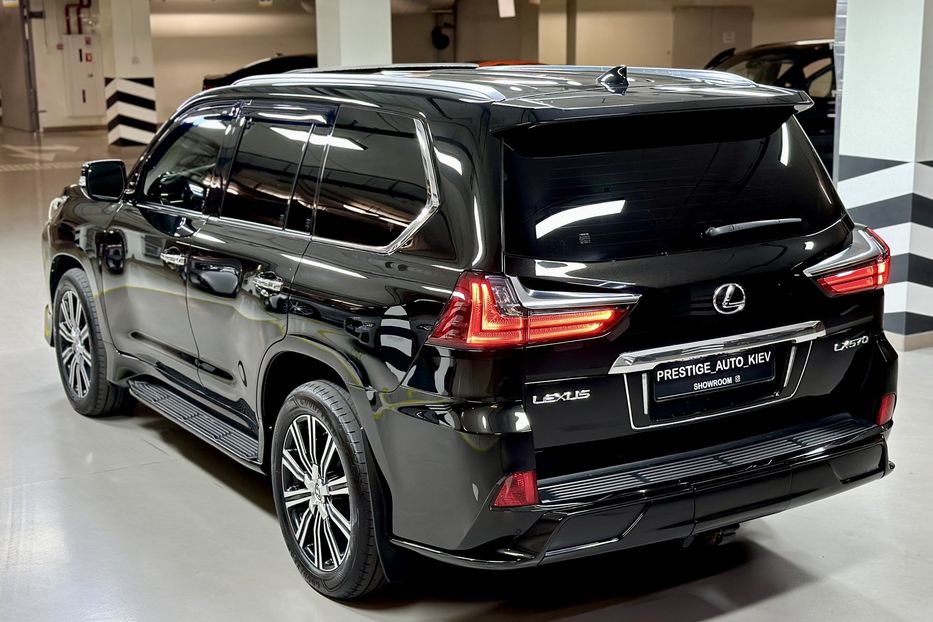 Продам Lexus LX 570 F-Sport 2018 года в Киеве