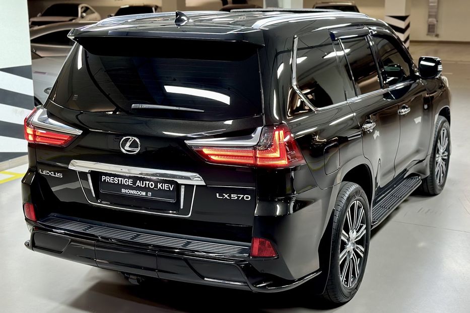 Продам Lexus LX 570 F-Sport 2018 года в Киеве