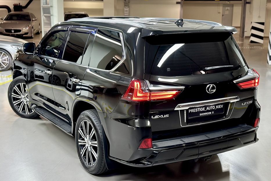 Продам Lexus LX 570 F-Sport 2018 года в Киеве