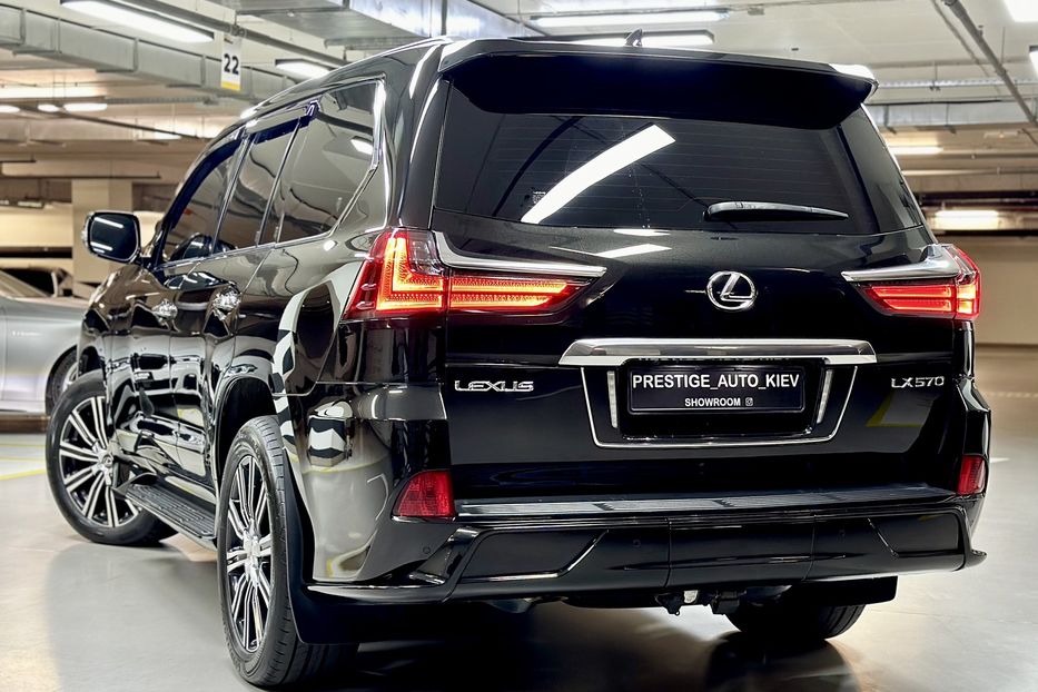 Продам Lexus LX 570 F-Sport 2018 года в Киеве