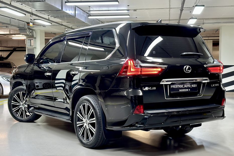 Продам Lexus LX 570 F-Sport 2018 года в Киеве