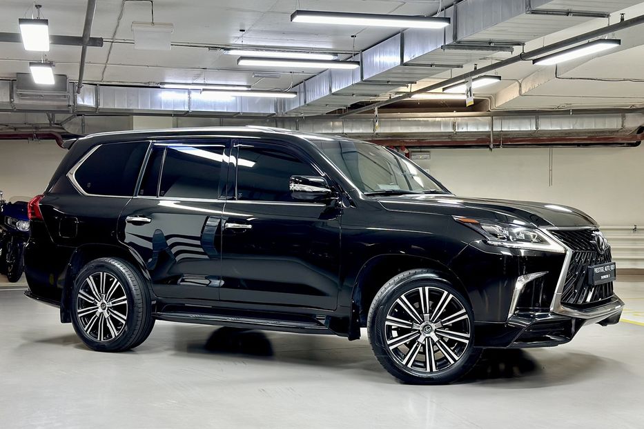 Продам Lexus LX 570 F-Sport 2018 года в Киеве