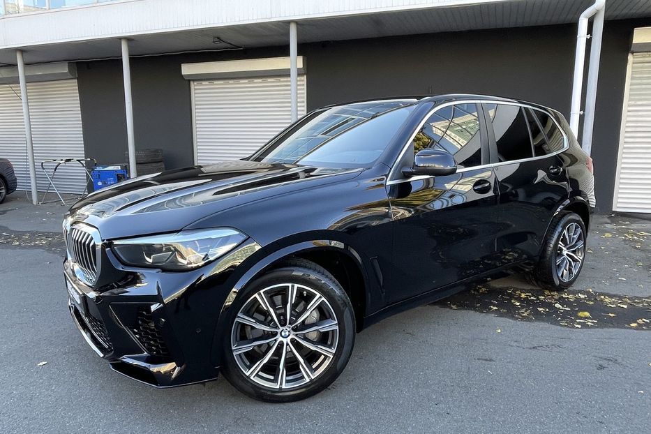 Продам BMW X5 25d M-package  2021 года в Киеве