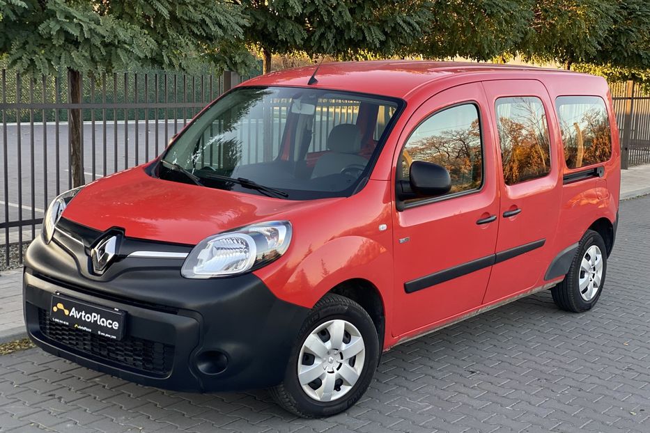 Продам Renault Kangoo пасс. 2018 года в Луцке