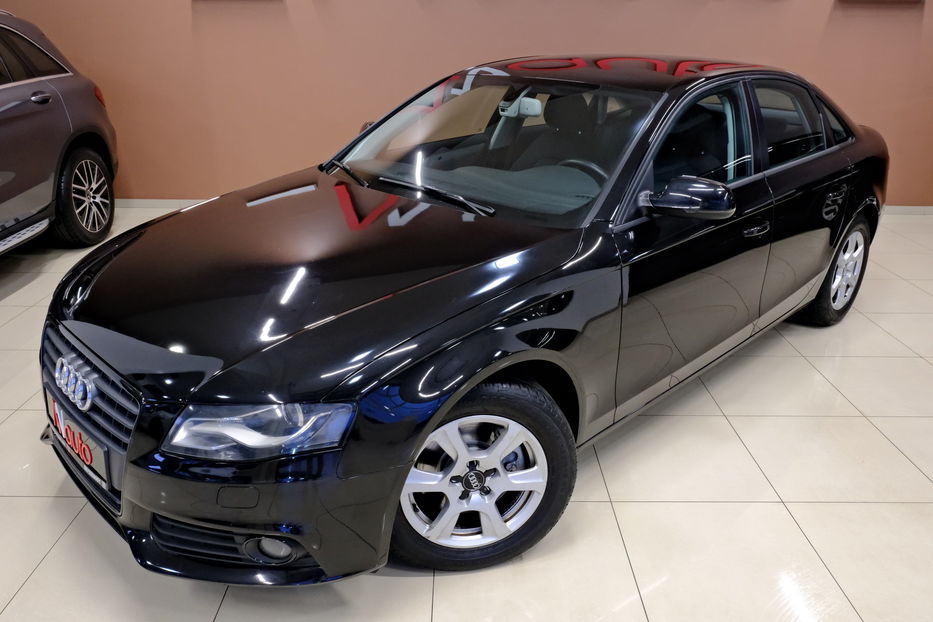 Продам Audi A4 2011 года в Одессе