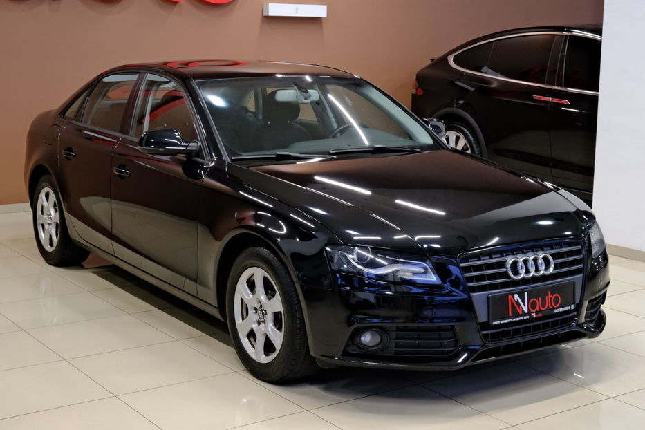 Продам Audi A4 2011 года в Одессе