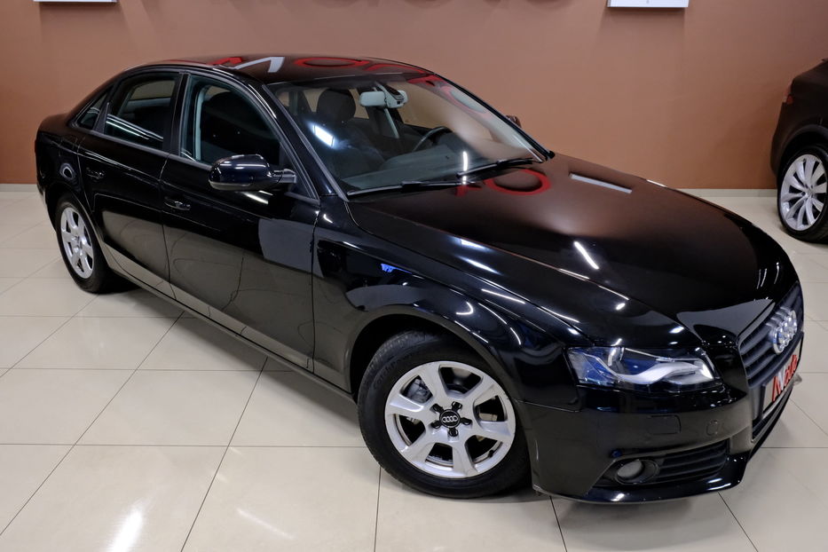 Продам Audi A4 2011 года в Одессе