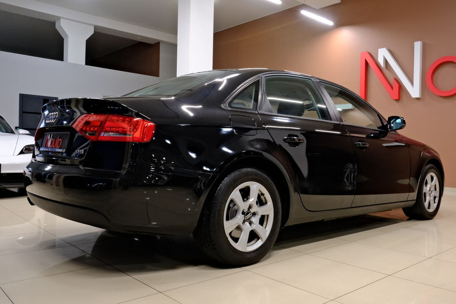 Продам Audi A4 2011 года в Одессе