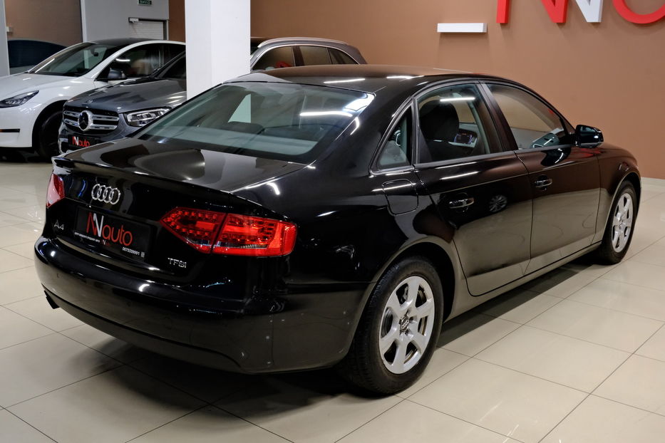 Продам Audi A4 2011 года в Одессе