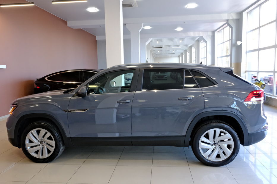 Продам Volkswagen Atlas Cross Sport 2022 года в Одессе