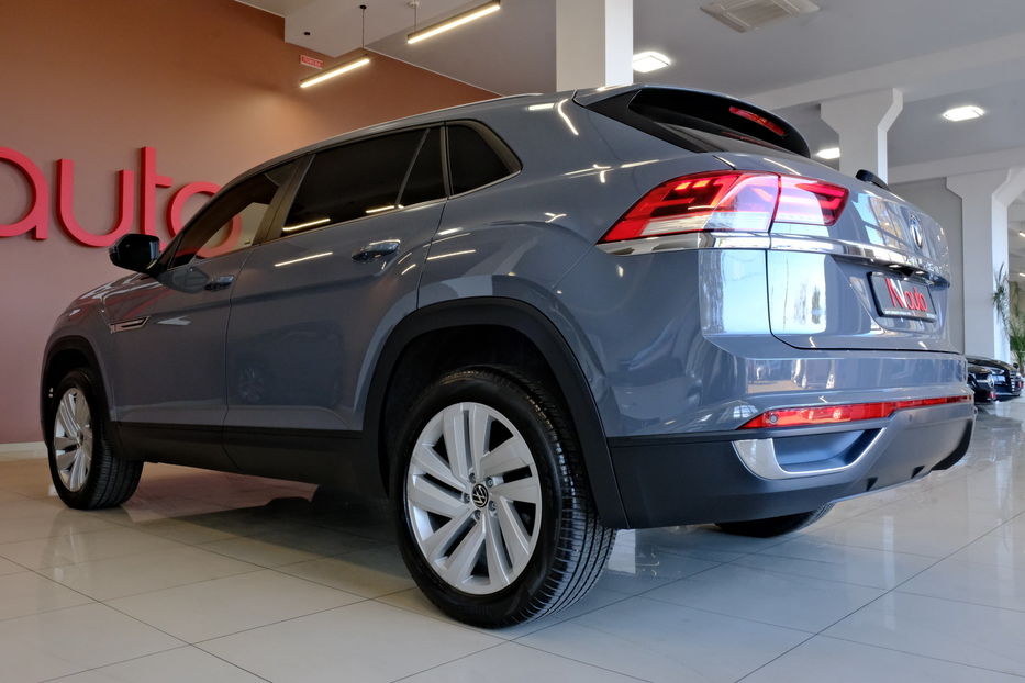 Продам Volkswagen Atlas Cross Sport 2022 года в Одессе