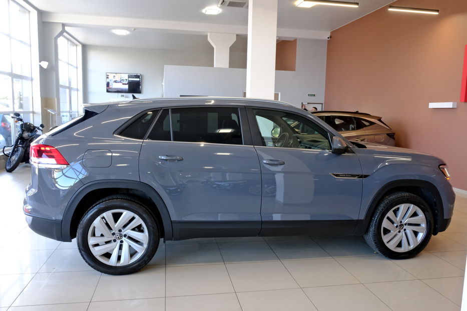 Продам Volkswagen Atlas Cross Sport 2022 года в Одессе