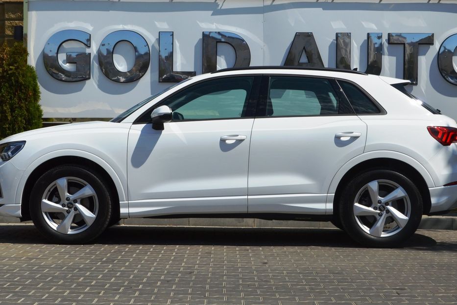 Продам Audi Q3 2022 года в Одессе