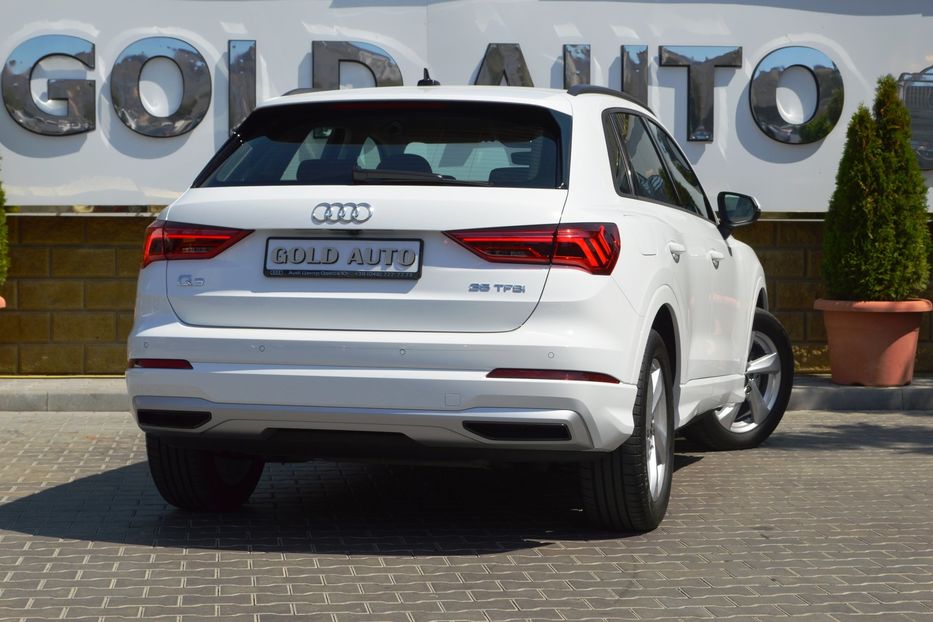 Продам Audi Q3 2022 года в Одессе