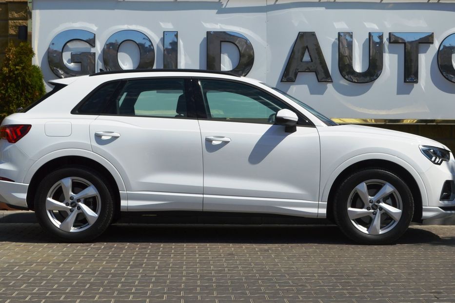 Продам Audi Q3 2022 года в Одессе