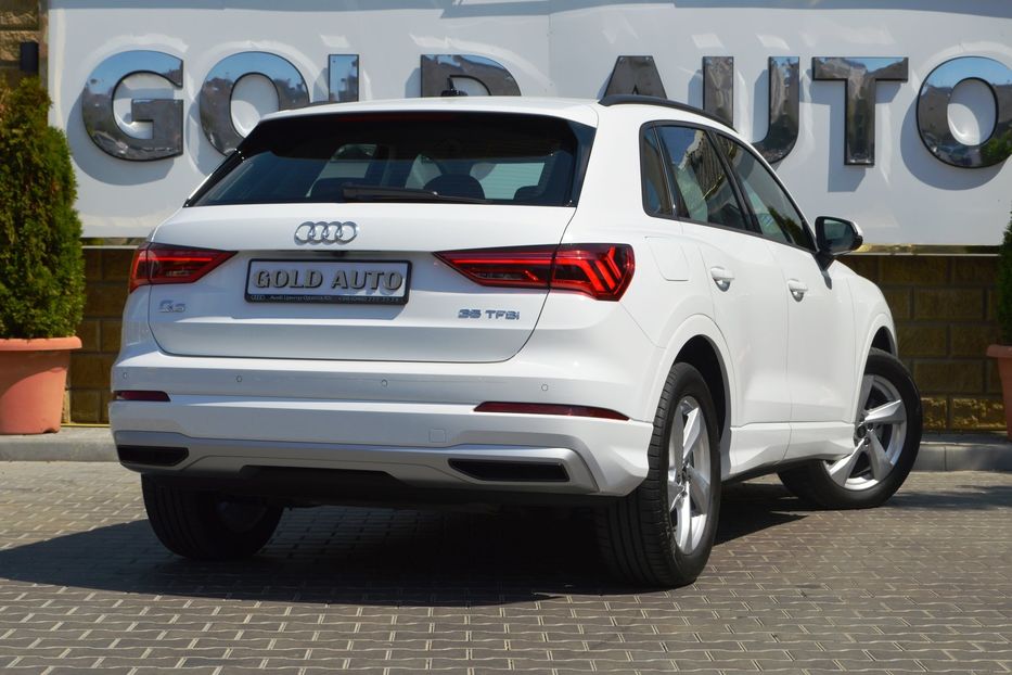 Продам Audi Q3 2022 года в Одессе