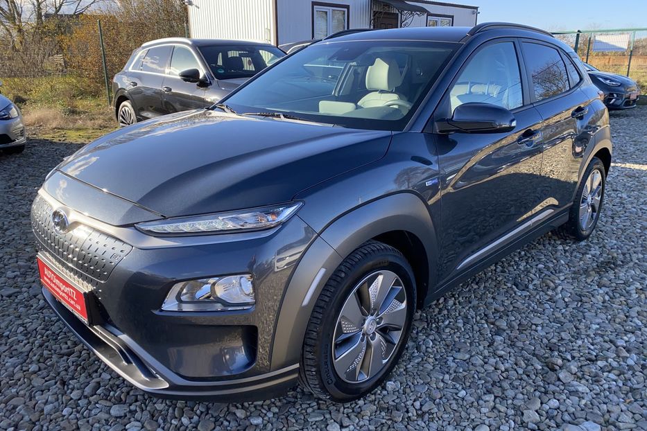 Продам Hyundai Kona 64 kWh 204 к.с.  2019 года в Львове