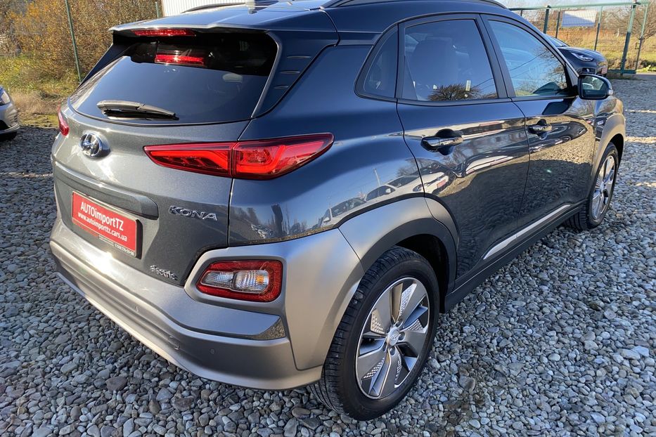 Продам Hyundai Kona 64 kWh 204 к.с.  2019 года в Львове