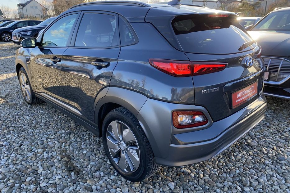 Продам Hyundai Kona 64 kWh 204 к.с.  2019 года в Львове