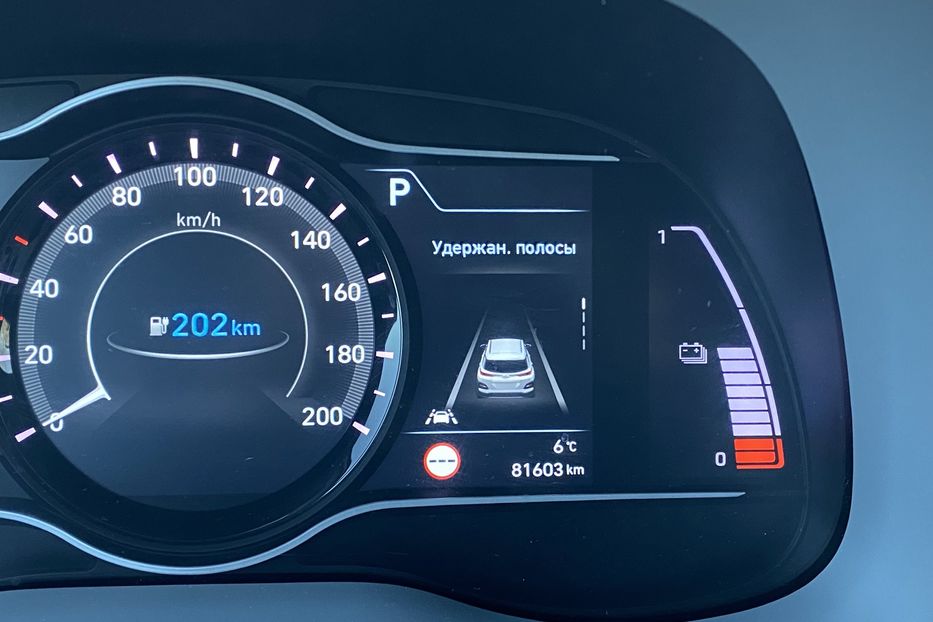 Продам Hyundai Kona 64 kWh 204 к.с.  2019 года в Львове