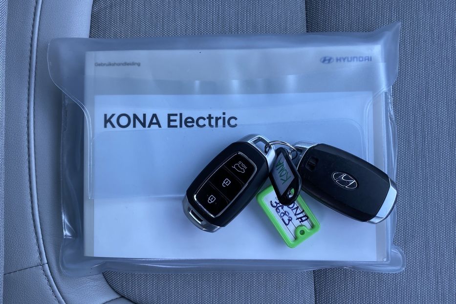 Продам Hyundai Kona 64 kWh 204 к.с.  2019 года в Львове