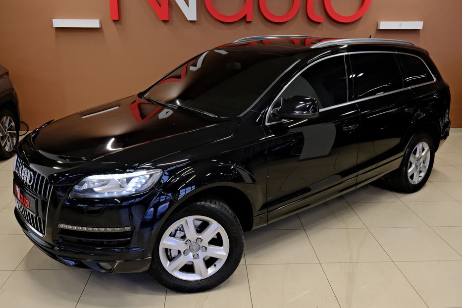 Продам Audi Q7 2013 года в Одессе