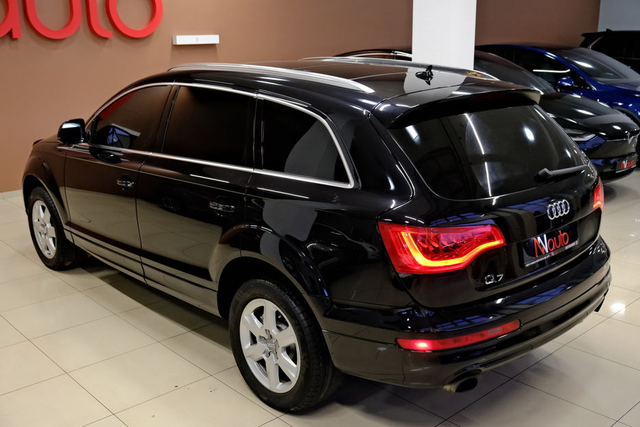 Продам Audi Q7 2013 года в Одессе