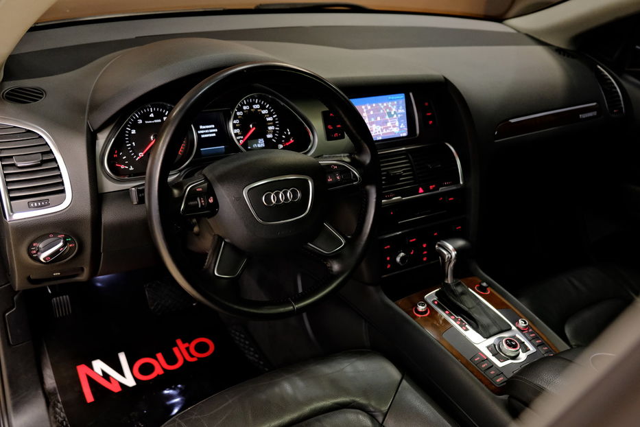 Продам Audi Q7 2013 года в Одессе