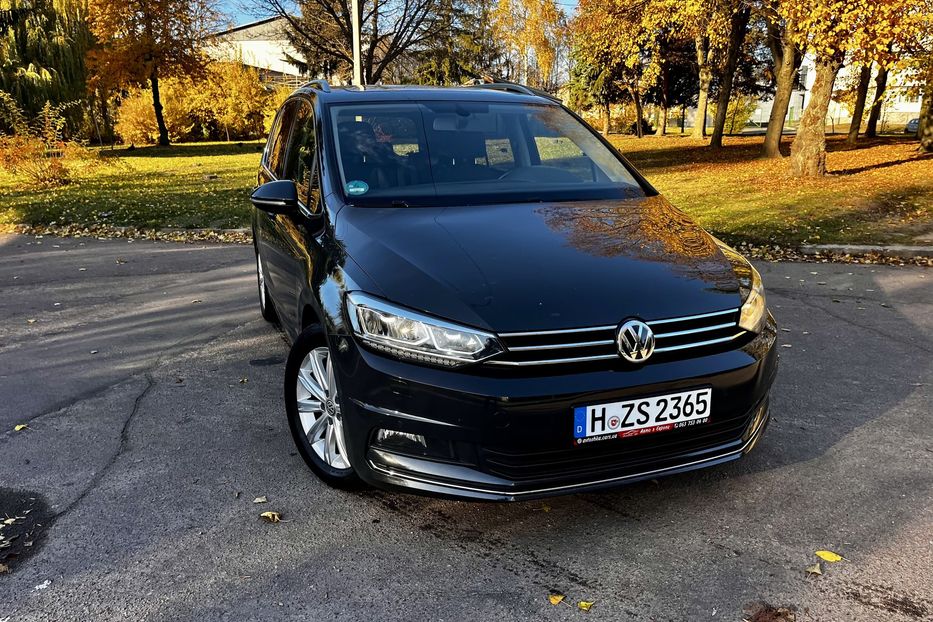 Продам Volkswagen Touran Comfortline 110кв/150к.с. 2019 года в Житомире