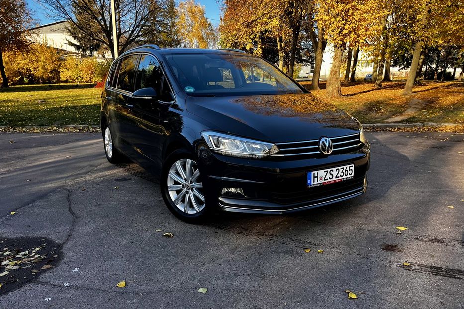 Продам Volkswagen Touran Comfortline 110кв/150к.с. 2019 года в Житомире