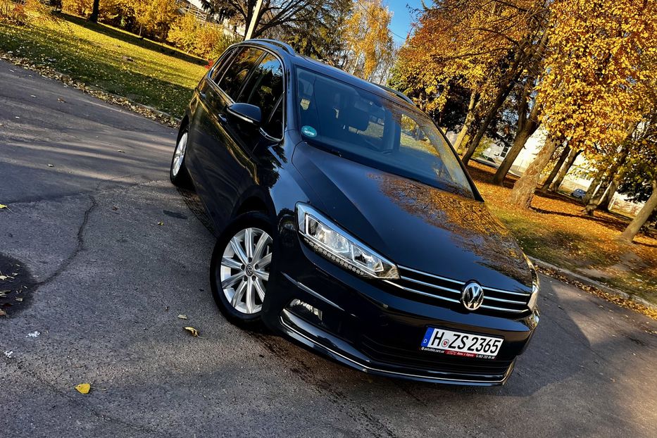 Продам Volkswagen Touran Comfortline 110кв/150к.с. 2019 года в Житомире