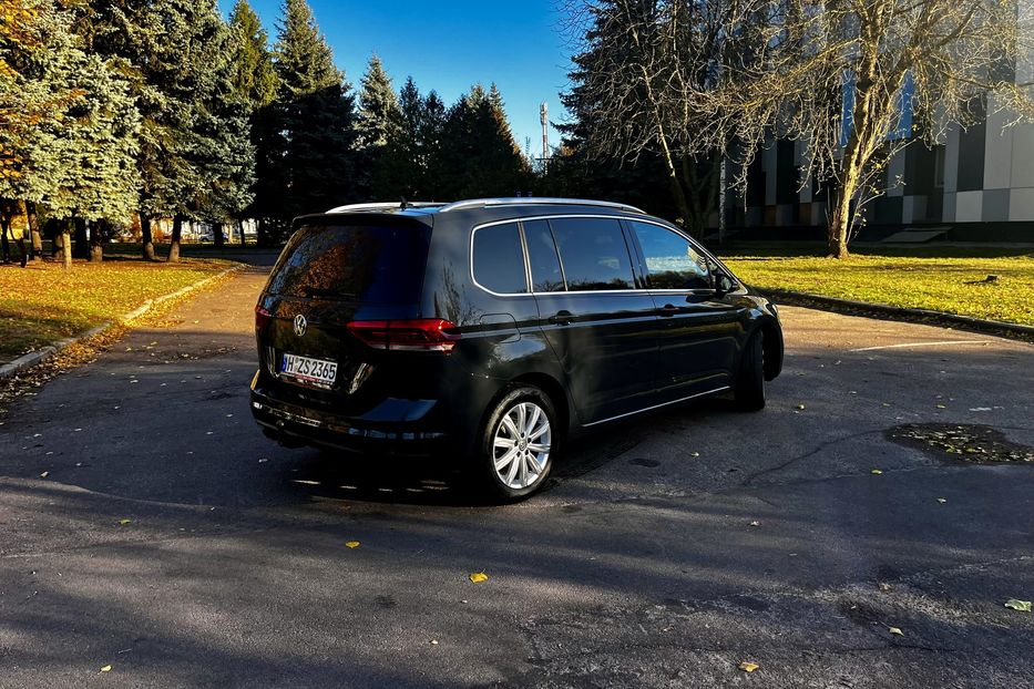 Продам Volkswagen Touran Comfortline 110кв/150к.с. 2019 года в Житомире