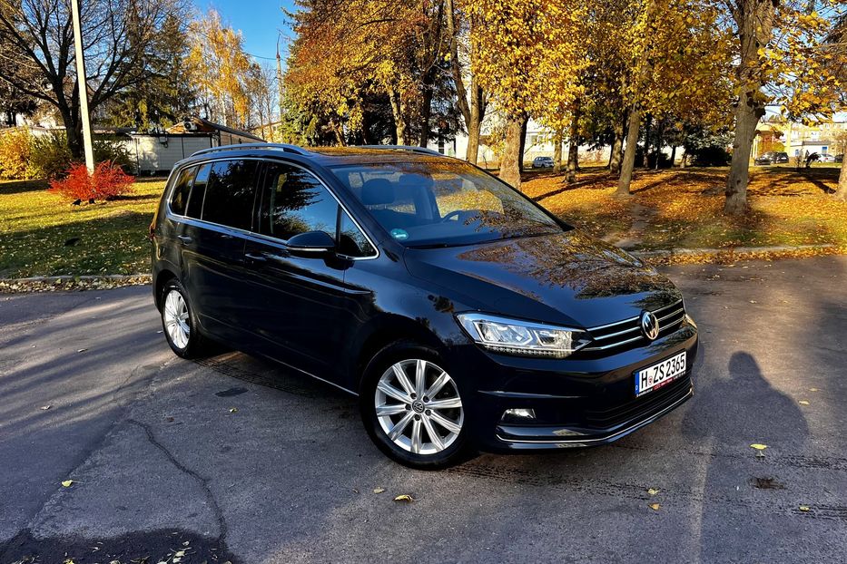 Продам Volkswagen Touran Comfortline 110кв/150к.с. 2019 года в Житомире