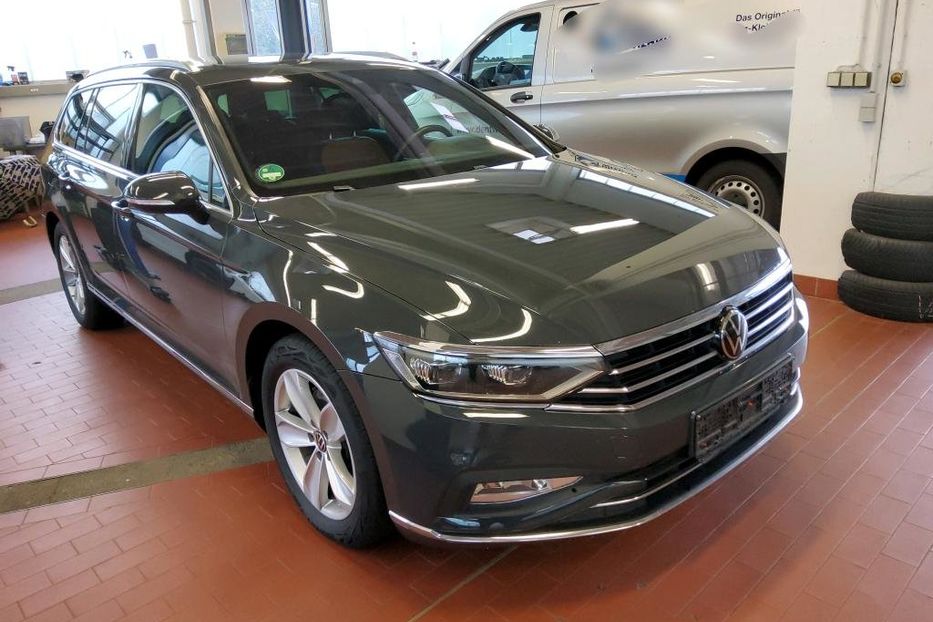 Продам Volkswagen Passat B8 Elegance v8092 2020 года в Луцке