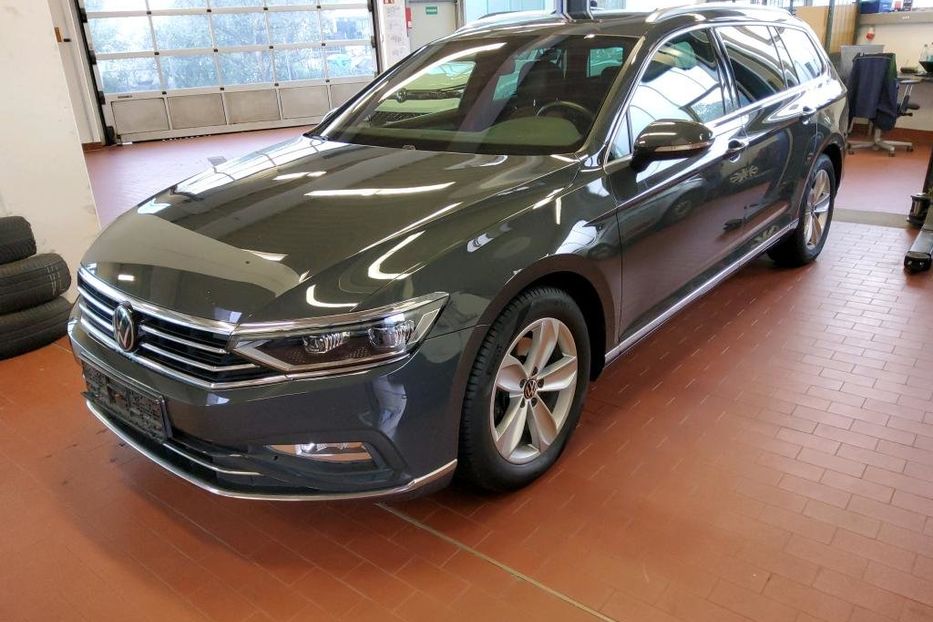 Продам Volkswagen Passat B8 Elegance v8092 2020 года в Луцке