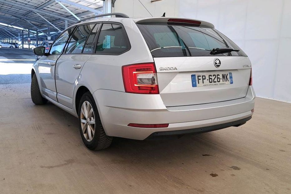 Продам Skoda Octavia v4896 2020 года в Луцке