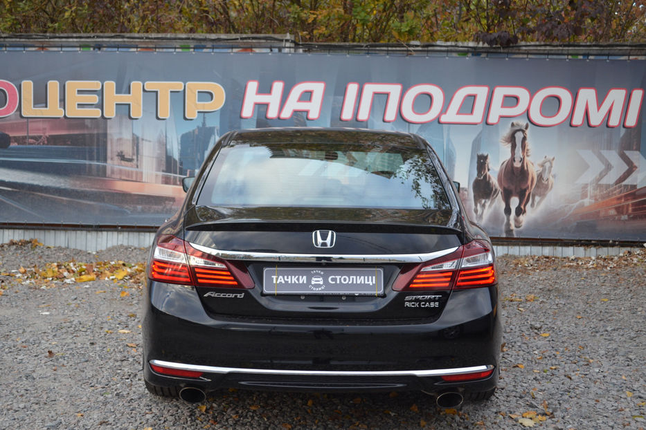 Продам Honda Accord 2016 года в Киеве