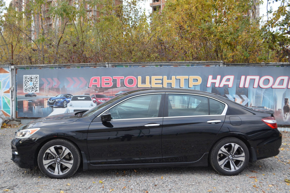 Продам Honda Accord 2016 года в Киеве