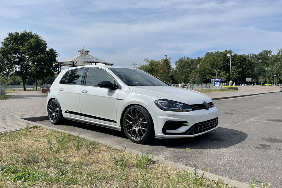 Продам Volkswagen Golf R повний привід / 310 к.с. 2018 года в Киеве