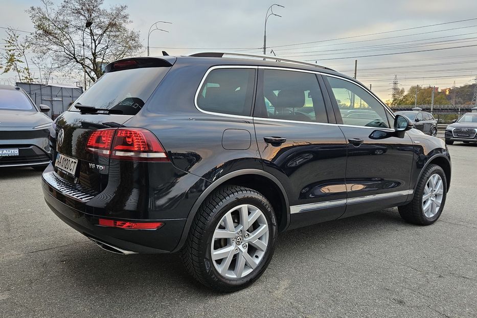 Продам Volkswagen Touareg X-Edition 2013 года в Киеве