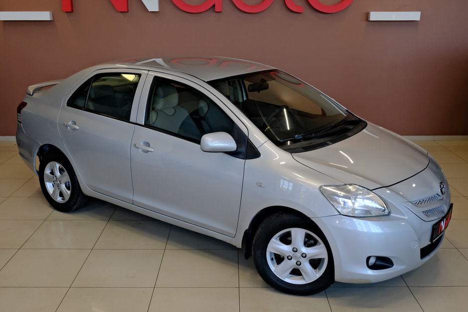 Продам Toyota Yaris 2008 года в Одессе