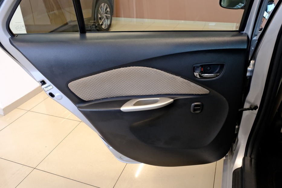 Продам Toyota Yaris 2008 года в Одессе