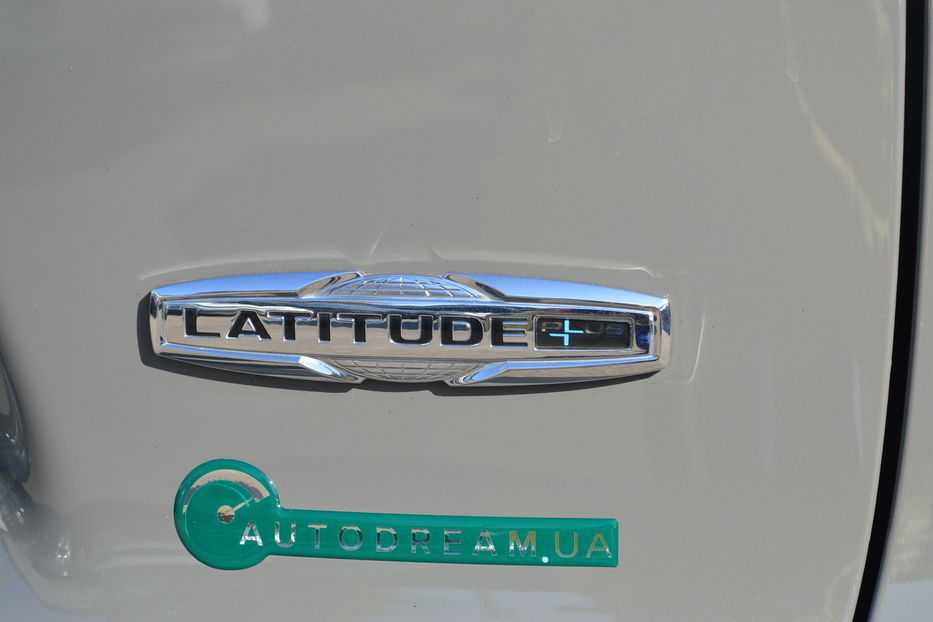 Продам Jeep Cherokee Latitude Plus 2019 года в Одессе