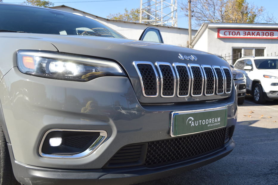 Продам Jeep Cherokee Latitude Plus 2019 года в Одессе