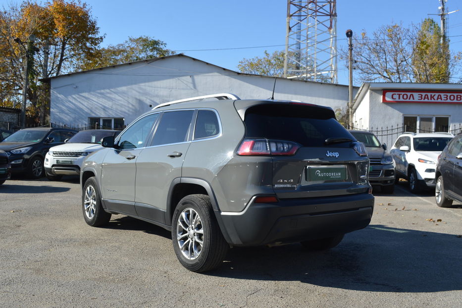 Продам Jeep Cherokee Latitude Plus 2019 года в Одессе