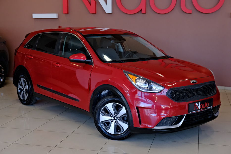 Продам Kia Niro 2018 года в Одессе