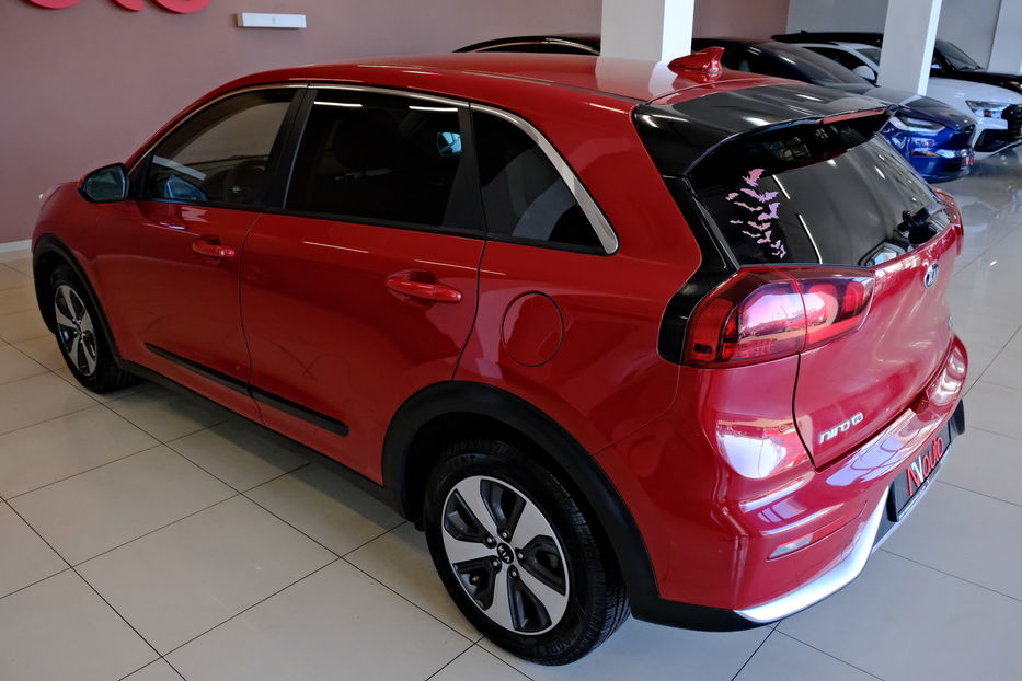 Продам Kia Niro 2018 года в Одессе