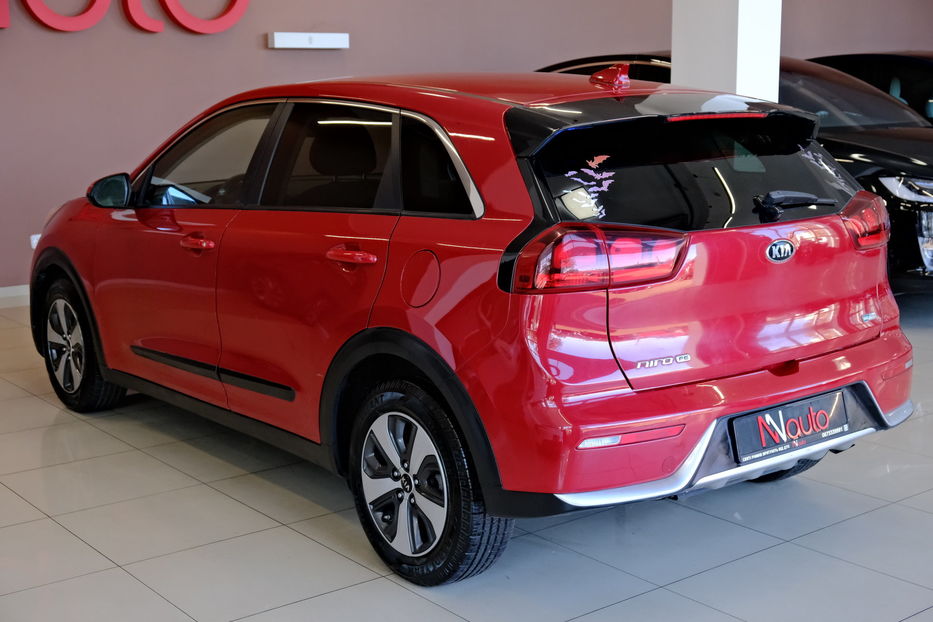 Продам Kia Niro 2018 года в Одессе